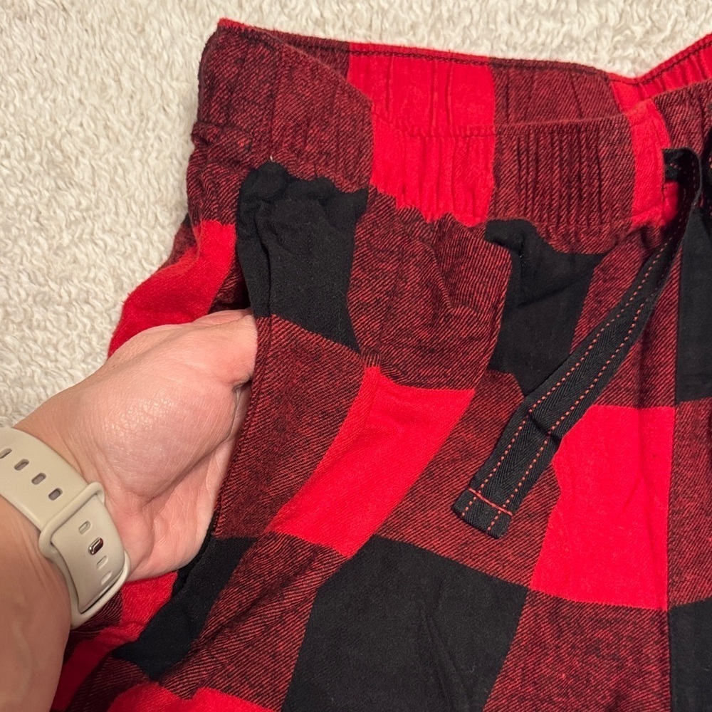 π EUC Unisex Old Navy Red & Black Buffalo Plaid Pajama Pants β Size S - Picture 7 of 9